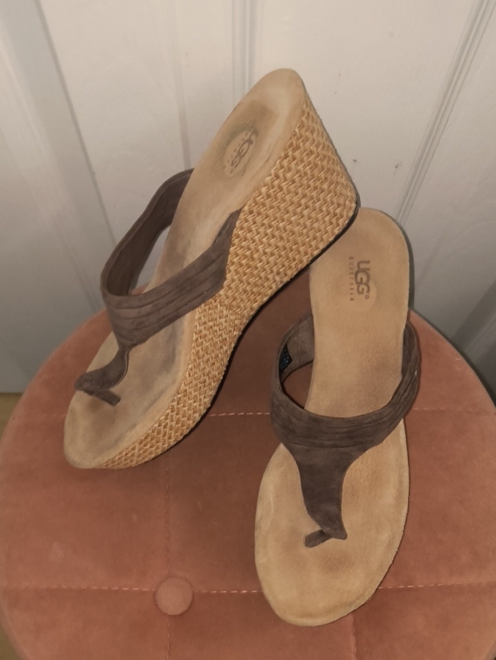Ugg Zamora Wedge Sandal Size 8